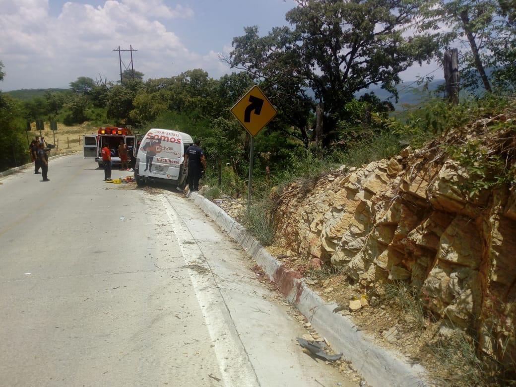 Accidente En Jalpan Un Menor Muerto Y 8 Heridos Soy Querétaro 8578